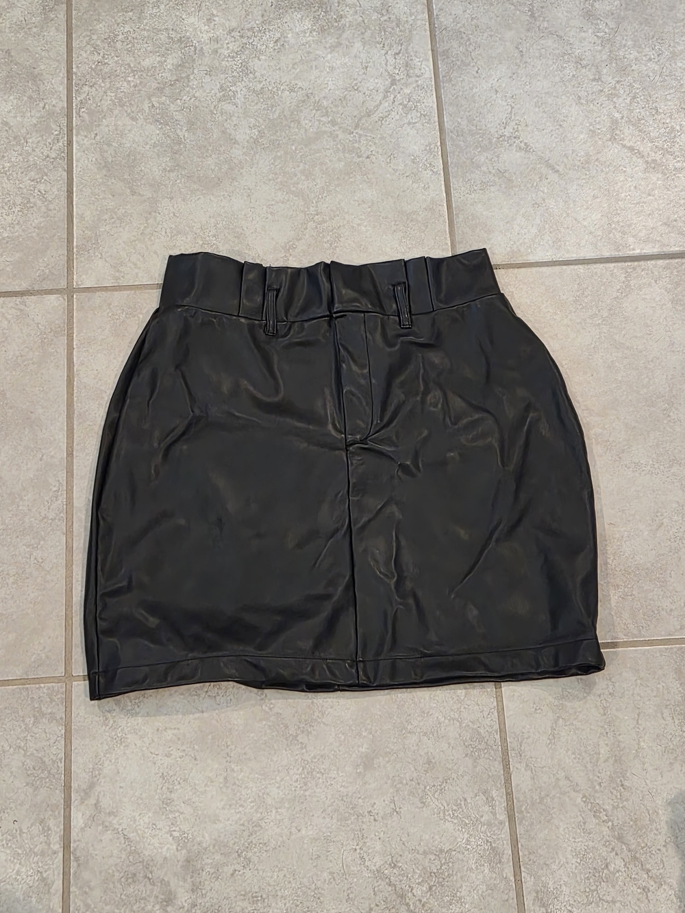 Black Faux Leather Mini Skirt - Sleek High-Waist Style